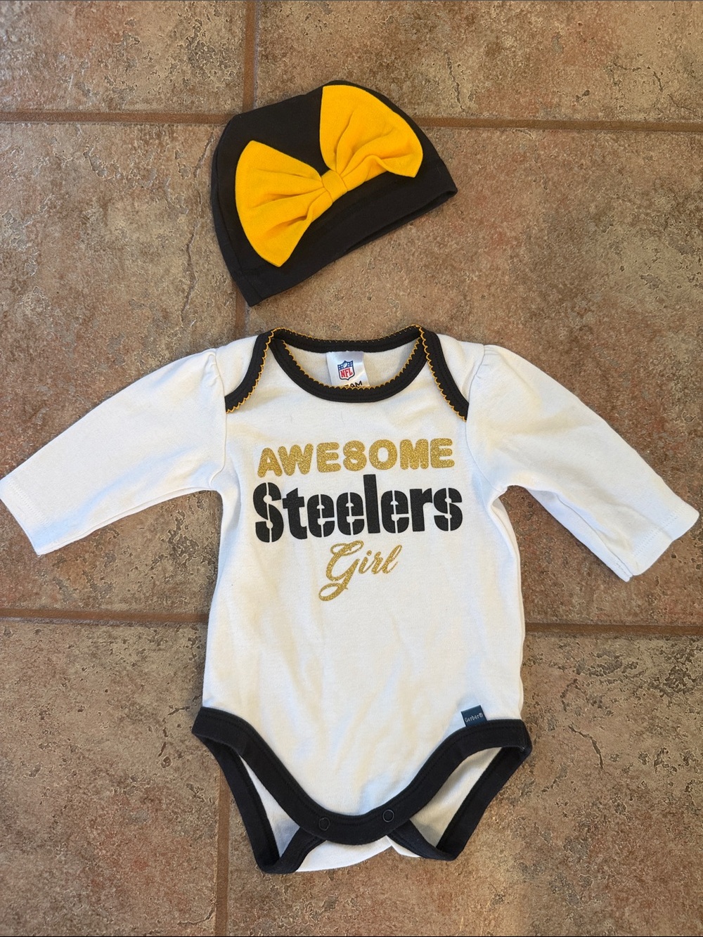 NFL Steelers White and Black Baby One-Piece with Yellow Bow Hat